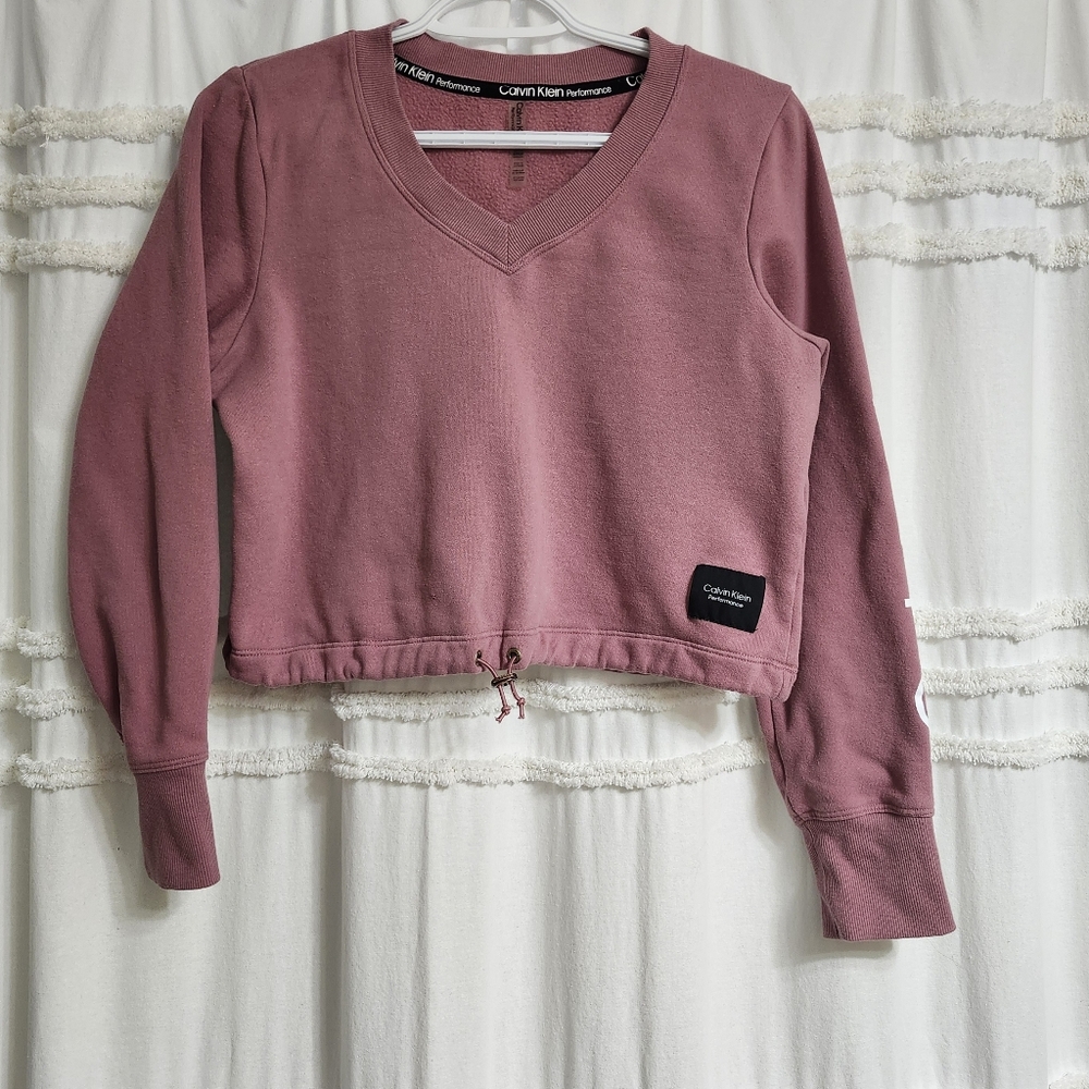 Excellent Condition Calvin Klein Performance Sweat Top.